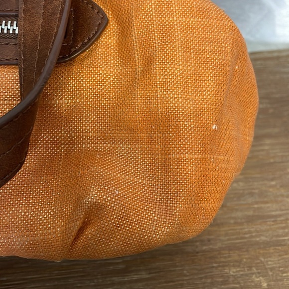 Relativity Linen Metallic Orange Shoulder Hand Bag - Picture 7 of 10